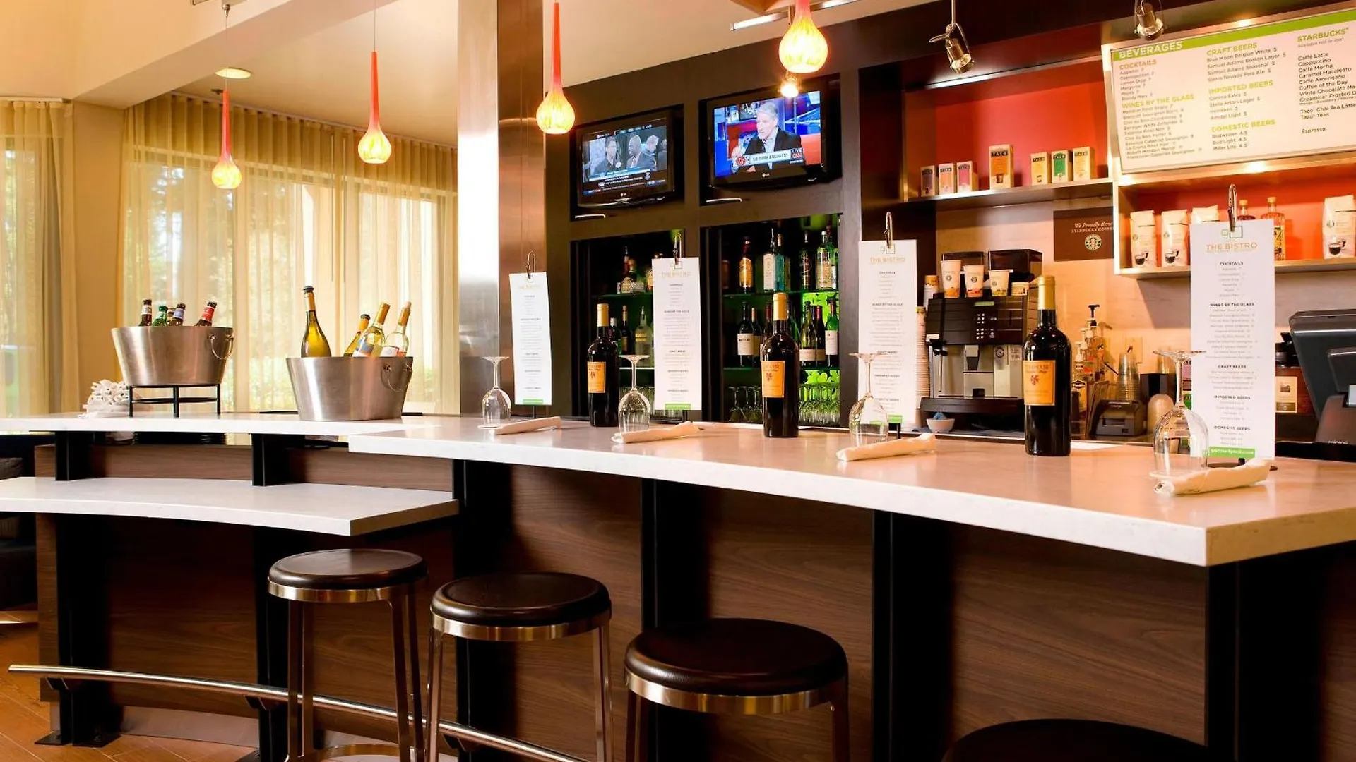 ***  Courtyard Sacramento Airport Natomas Hotel United States