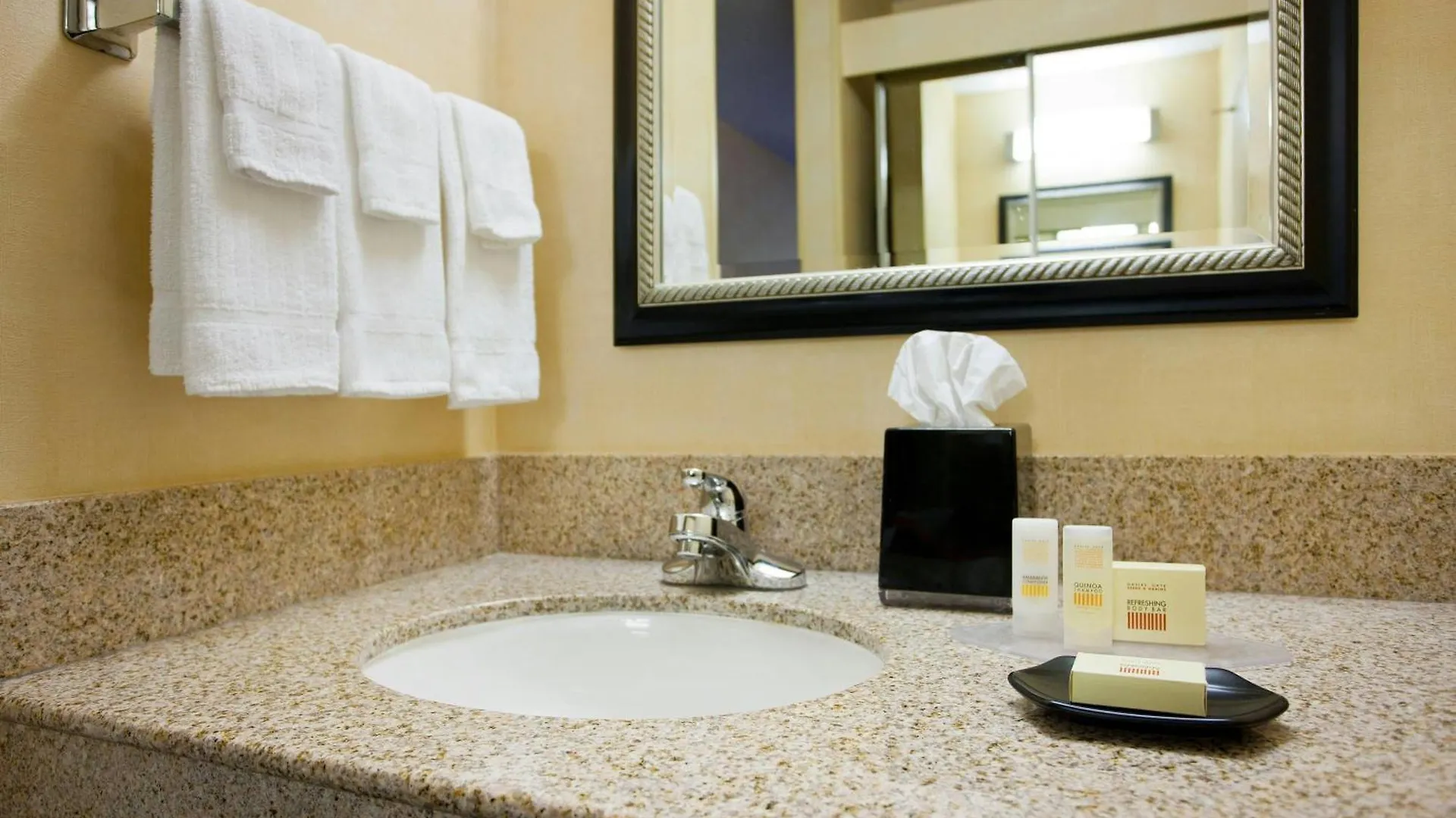 Courtyard Sacramento Airport Natomas Hotel 3*,  United States