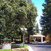 Courtyard Sacramento Airport Natomas Hotel 3*,