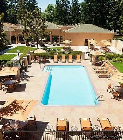 Courtyard Sacramento Airport Natomas Hotel